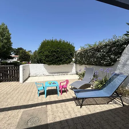 Maison Avec Veranda, Proche Ocean, 3 Chambres, Parking Prive - - Fr-1-224c-276 *